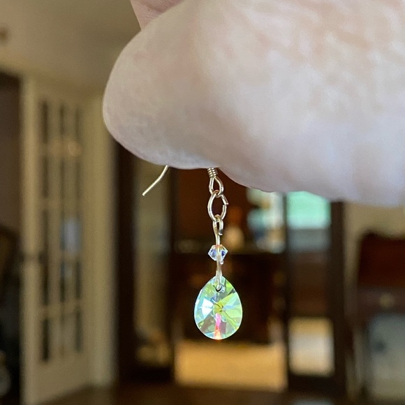 Gold filled adjustable choker necklace w/ aurora borealis crystal + earrings - Picture 7 of 8